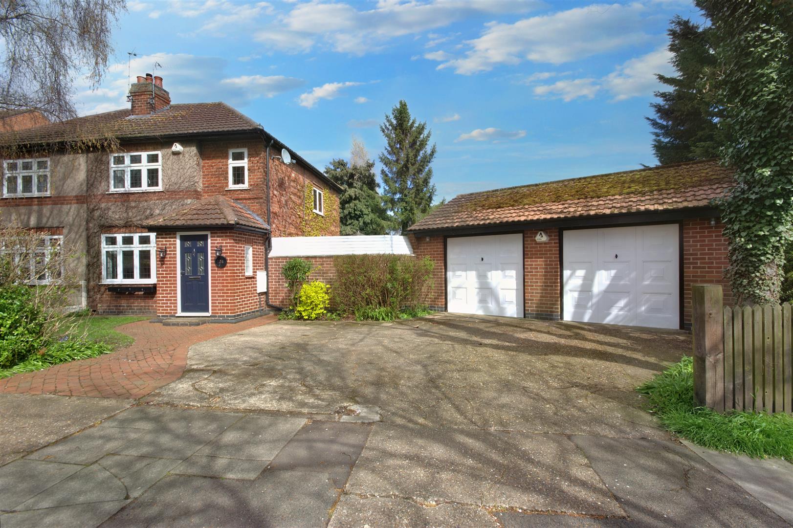 Wollaton Road, Beeston Robert Ellis Estate Agents
